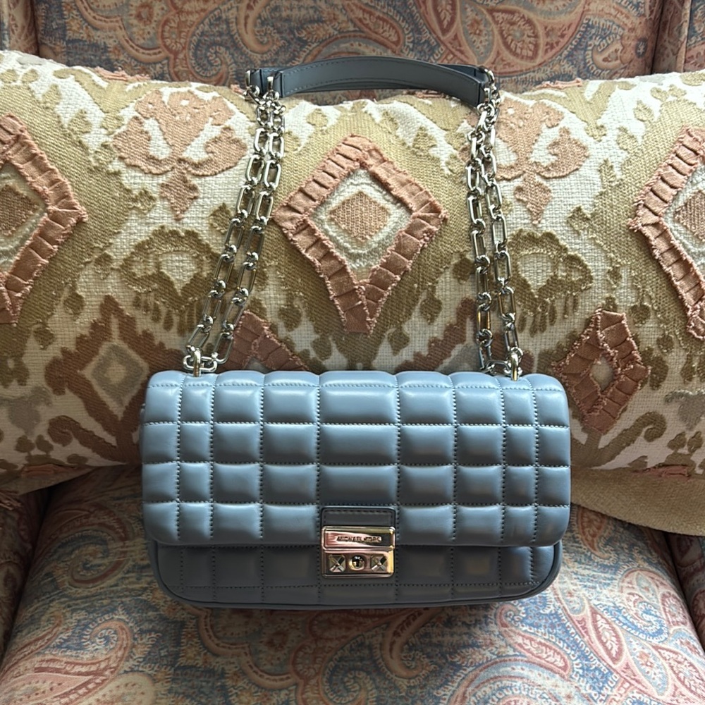 Michael Kors Tribeca Shoulder Bag/ CB Chain Chambray Quilted Leather and Wallet